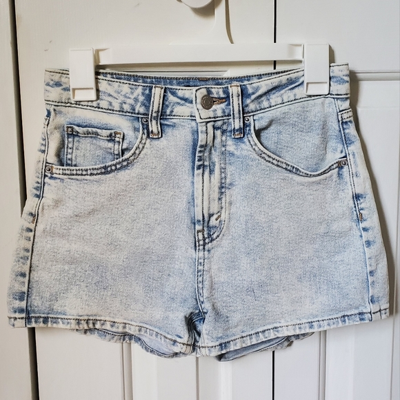 High rise jean shorts - Picture 1 of 4